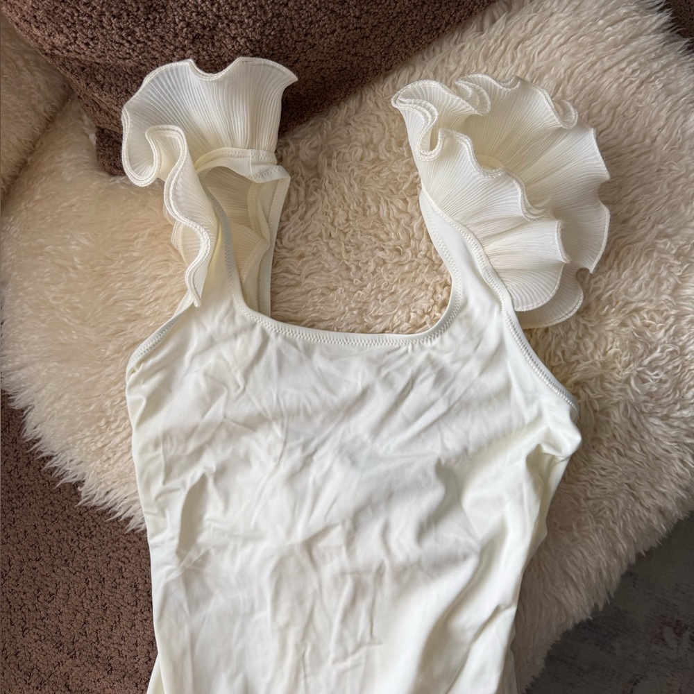 Sleeper Ruffled Sleeve Bathing Suit - Picture 3 of 8